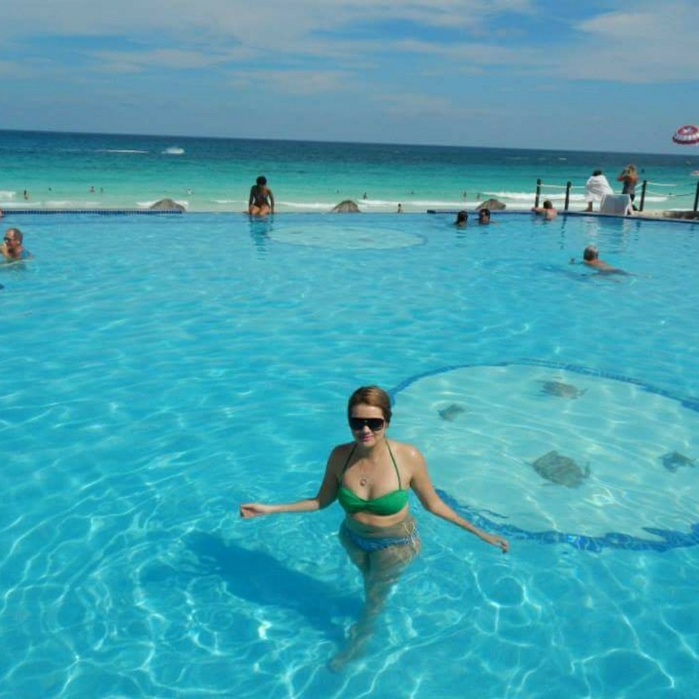 Meet your Posher, Melissa